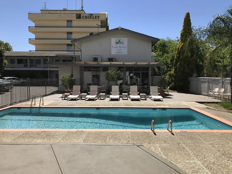 HotelMOTEL Adelaide - Accommodation Brunswick Heads 0