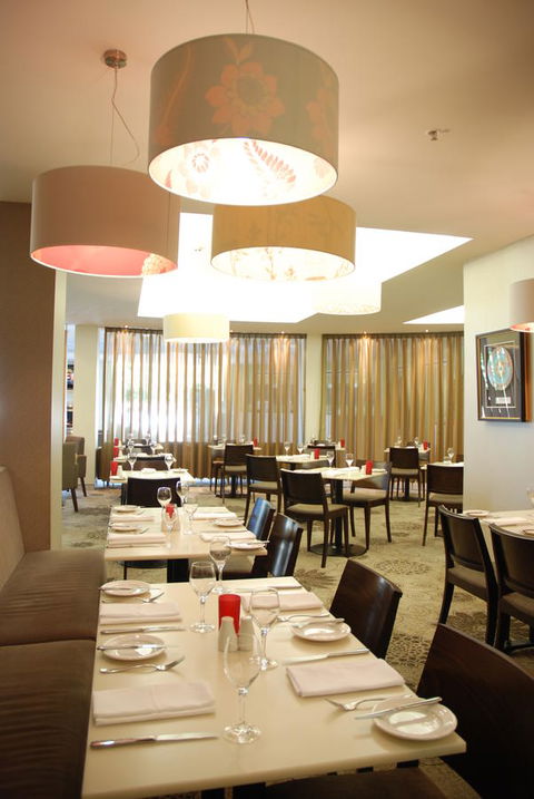 HotelMOTEL Adelaide - Accommodation Brunswick Heads 13