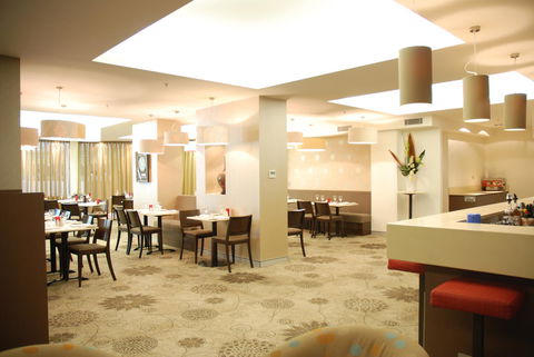 HotelMOTEL Adelaide - Accommodation Brunswick Heads 10