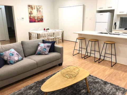 MODERN SPACIOUS 3 BR HOME - NEAR BEACH & AIRPORT - Accommodation Brunswick Heads 8