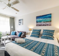 Aqua Waves Glenelg Central Studios - Accommodation Brunswick Heads