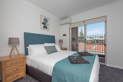 Jurien Bay Motel Apartments - Accommodation Brunswick Heads 3