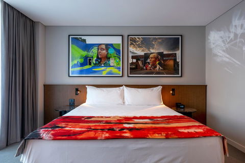 The Adnate Perth - Art Series - Accommodation Brunswick Heads 16
