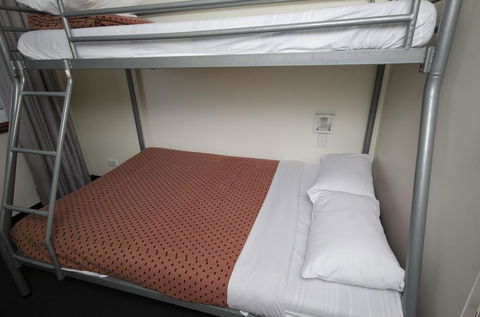 Perth City Backpackers Hostel - Note - Valid Passport Required To Check In - Accommodation Brunswick Heads 1