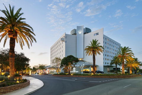 Crown Promenade Perth - Accommodation Brunswick Heads 0