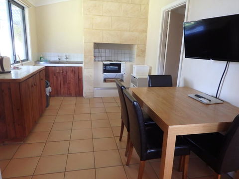 Lazy Lobster Holiday Units & Chalets - Accommodation Brunswick Heads 4