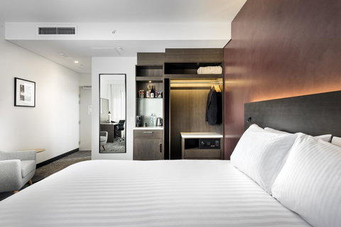 Holiday Inn West Perth, An IHG Hotel - Accommodation Brunswick Heads 12