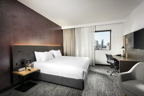 Holiday Inn West Perth, An IHG Hotel - Accommodation Brunswick Heads 11