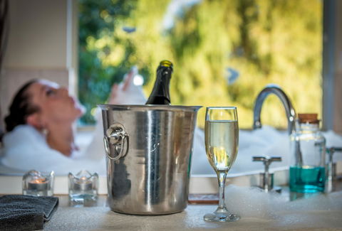 Chimes Spa Retreat - Accommodation Brunswick Heads 16