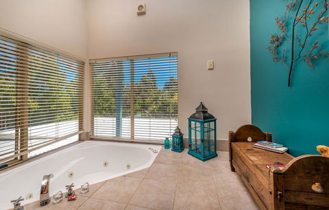 Chimes Spa Retreat - Accommodation Brunswick Heads 9