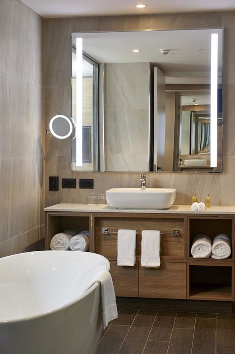 Doubletree By Hilton Perth Northbridge - Accommodation Brunswick Heads 17