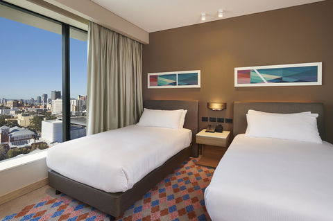 Doubletree By Hilton Perth Northbridge - Accommodation Brunswick Heads 12