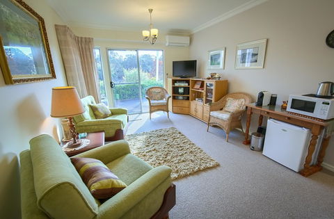 Glenelg On King Bed & Breakfast - Accommodation Brunswick Heads 2