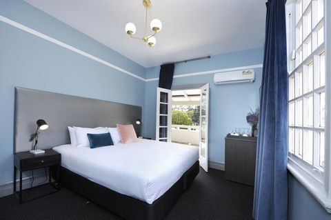 The Stirling Arms Hotel - Accommodation Brunswick Heads 0