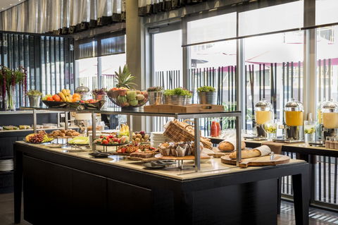 Fraser Suites Perth - Accommodation Brunswick Heads 13