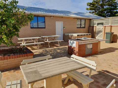 Ocean Beach Chalet 18 - Accommodation Brunswick Heads 11