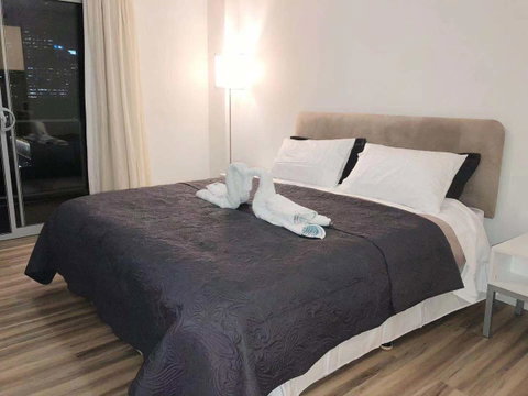 Centre Of Perth Whole Apartment W/view&spa&pool&wifi - Accommodation Brunswick Heads 5