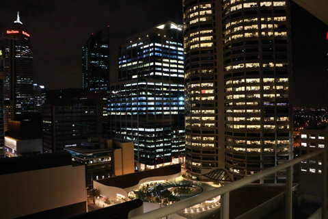 Centre Of Perth Whole Apartment W/view&spa&pool&wifi - Accommodation Brunswick Heads 15