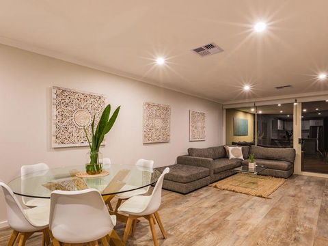 Starboard Views Kalbarri - River Front Apartment - Accommodation Brunswick Heads 3