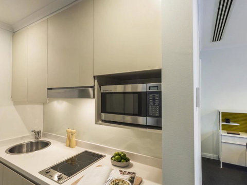 Citadines St Georges Terrace - Accommodation Brunswick Heads 6