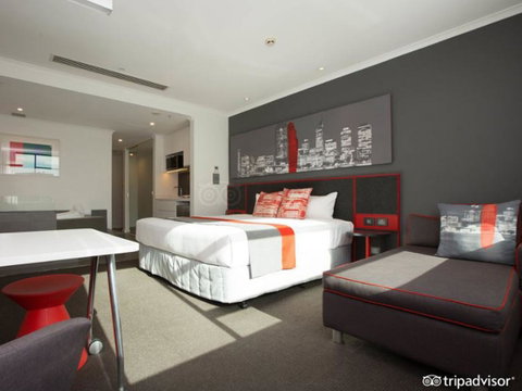Citadines St Georges Terrace - Accommodation Brunswick Heads 3