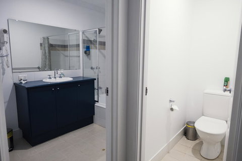 FortyTwo - Oceanside Retreat Busselton - Accommodation Brunswick Heads 11
