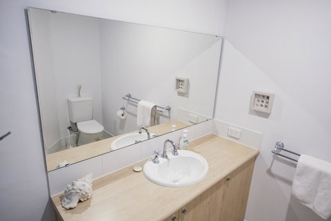 FortyTwo - Oceanside Retreat Busselton - Accommodation Brunswick Heads 13