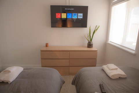 FortyTwo - Oceanside Retreat Busselton - Accommodation Brunswick Heads 21