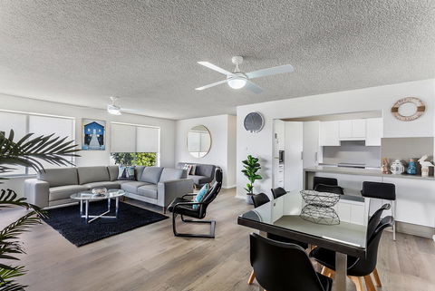 Laman Lodge, Unit 2, 15 Laman Street - Accommodation Brunswick Heads 2