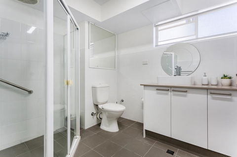 Laman Lodge, Unit 2, 15 Laman Street - Accommodation Brunswick Heads 11