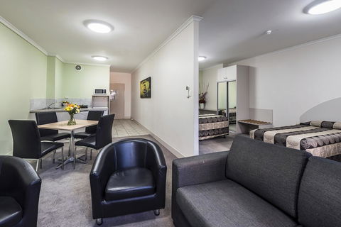Comfort Inn & Suites Goodearth Perth - Accommodation Brunswick Heads 7