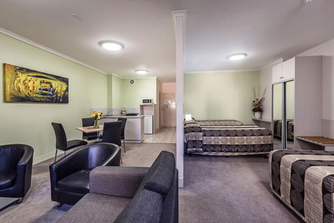 Comfort Inn & Suites Goodearth Perth - Accommodation Brunswick Heads 14