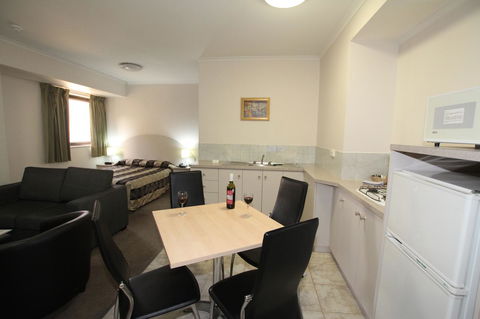 Comfort Inn & Suites Goodearth Perth - Accommodation Brunswick Heads 24