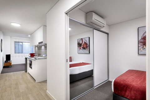 Ramada By Wyndham VetroBlu Scarborough Beach - Accommodation Brunswick Heads 13