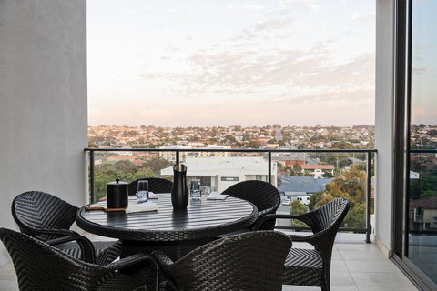 Ramada By Wyndham VetroBlu Scarborough Beach - Accommodation Brunswick Heads 6