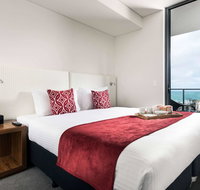 Ramada by Wyndham VetroBlu Scarborough Beach - Accommodation Brunswick Heads