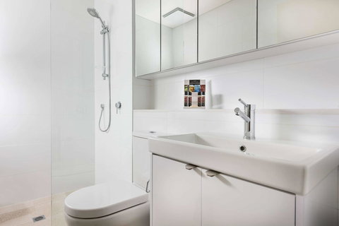 Ramada By Wyndham VetroBlu Scarborough Beach - Accommodation Brunswick Heads 37