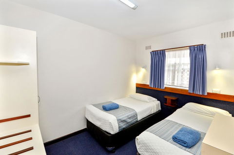 Dolphin Lodge Albany - Self Contained Apartments At Middleton Beach - Accommodation Brunswick Heads 29