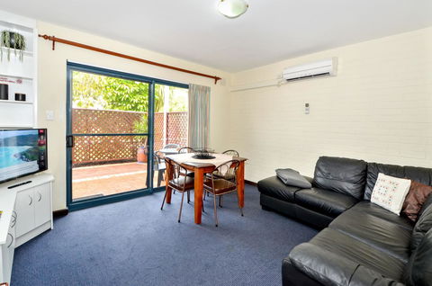 Dolphin Lodge Albany - Self Contained Apartments At Middleton Beach - Accommodation Brunswick Heads 10