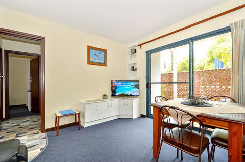 Dolphin Lodge Albany - Self Contained Apartments At Middleton Beach - Accommodation Brunswick Heads 27