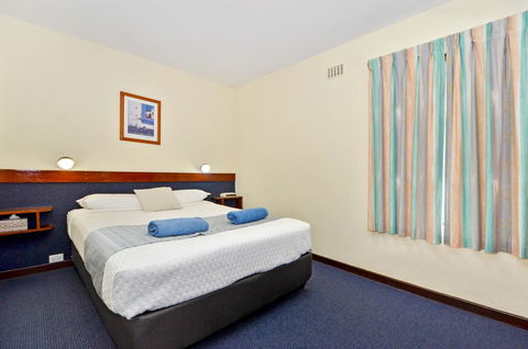 Dolphin Lodge Albany - Self Contained Apartments At Middleton Beach - Accommodation Brunswick Heads 6