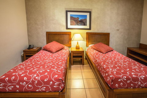 The Continental Hotel - Accommodation Brunswick Heads 38