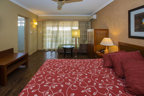 The Continental Hotel - Accommodation Brunswick Heads 32