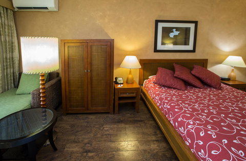 The Continental Hotel - Accommodation Brunswick Heads 17