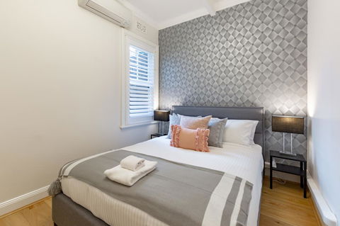Heritage Townhouse Near Harbour Bridge - Accommodation Brunswick Heads 19