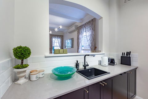 Heritage Townhouse Near Harbour Bridge - Accommodation Brunswick Heads 35