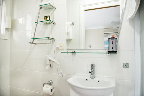 Nelson Bay Bed & Breakfast - Accommodation Brunswick Heads 25