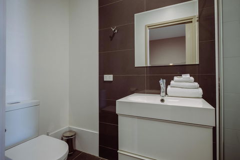 Crossroads Hotel - Accommodation Brunswick Heads 5