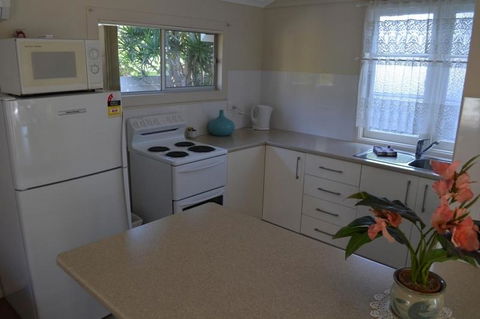 Sundial Holiday Units - Accommodation Brunswick Heads 4
