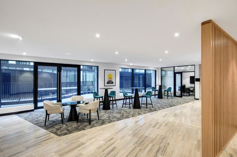 Vibe Hotel North Sydney - Accommodation Brunswick Heads 12